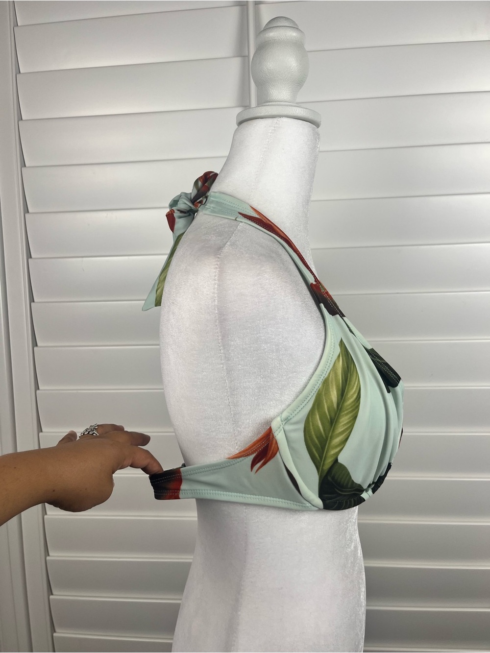 Tommy Bahama Green Leaf-Print Halter bikini size L top C cup + summer coquette - Picture 2 of 9